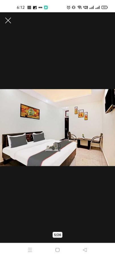 Hotel O K R Resdiancy Near Botanic Garden Of Indian Republic Noida Kültér fotó